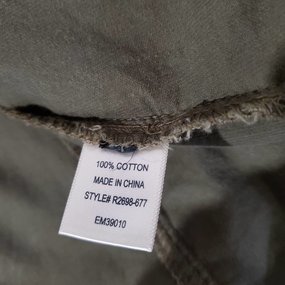 Bella Dahl x Anthropologie Corduroy Button-Up Shirt Women’s Medium (Olive Green) - Picture 9 of 10